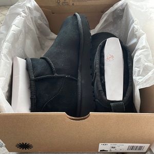 NEW WITH BOX UGGS - Classic Ultra Mini